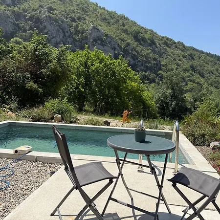 아파트 Les Rochers De Avec Piscine Privee *