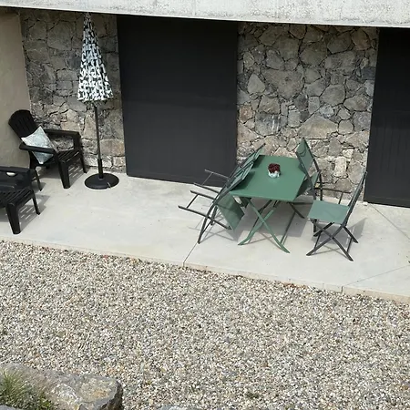 Les Rochers De Avec Piscine Privee דירה Plaisians