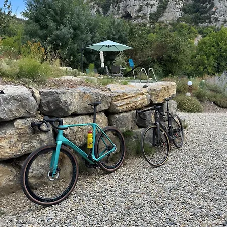 Les Rochers De Avec Piscine Privee *