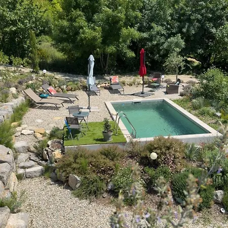 Апартаменты Les Rochers De Avec Piscine Privee Plaisians