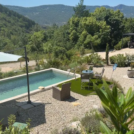 Les Rochers De Avec Piscine Privee