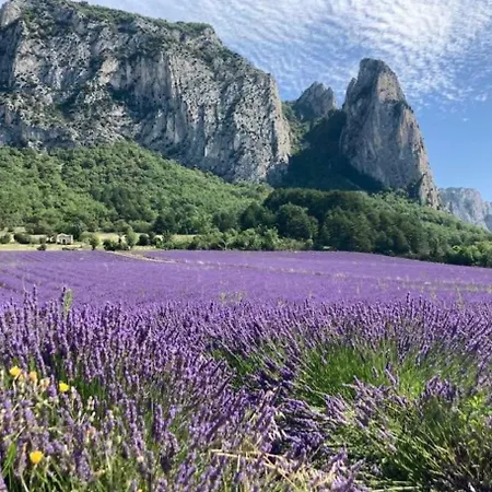 דירה Les Rochers De Avec Piscine Privee