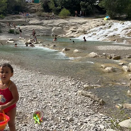 דירה Les Rochers De Avec Piscine Privee Plaisians